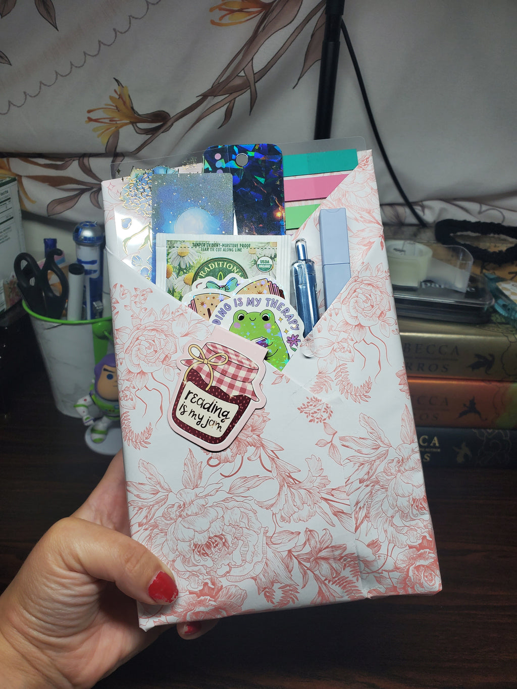 Blind Date With a Book – White & Pink Floral Wrapping | Mystery Paperback & Book Lover Gift